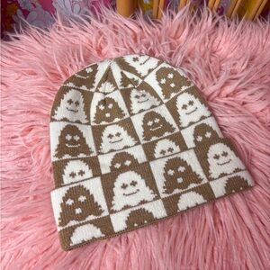 American Eagle Ghostie Beanie!